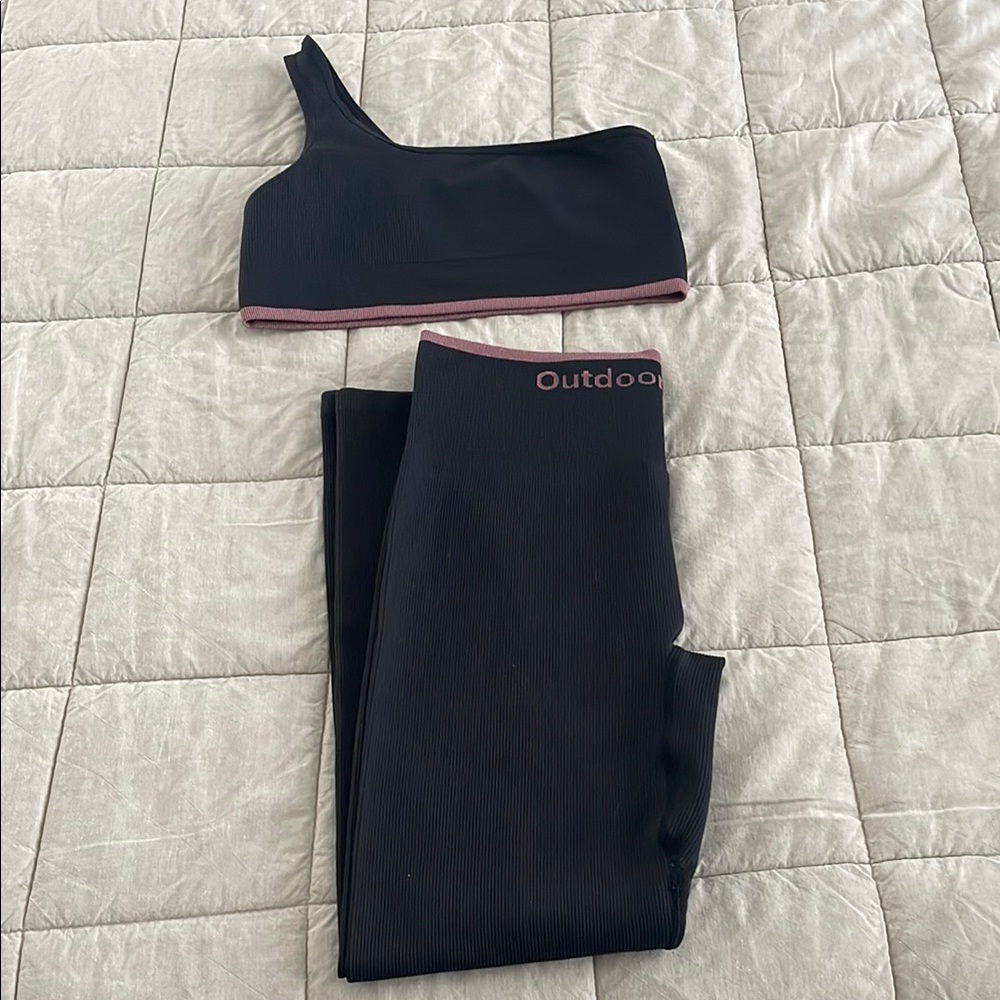 One-Shoulder Sports Bra and Leggings Set